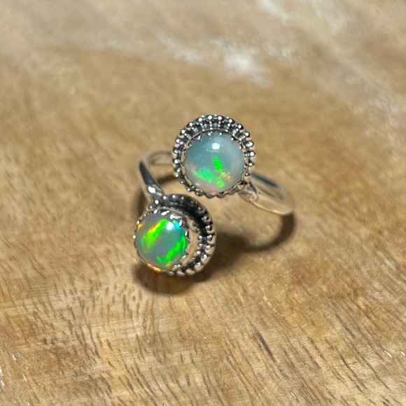 NWOT Ethiopian Opal Bypass 925 Sterling Silver Ring - Picture 6 of 15
